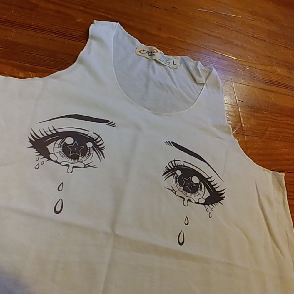 White eyes 👀 tank top